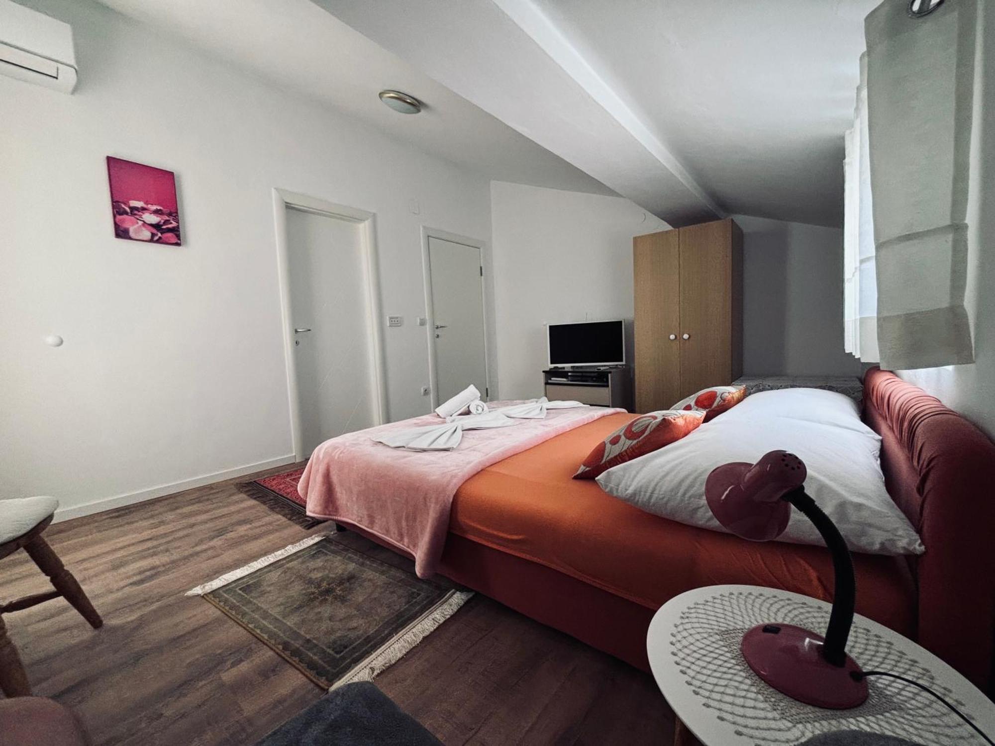Rooms & App Minka Ядраново Екстериор снимка