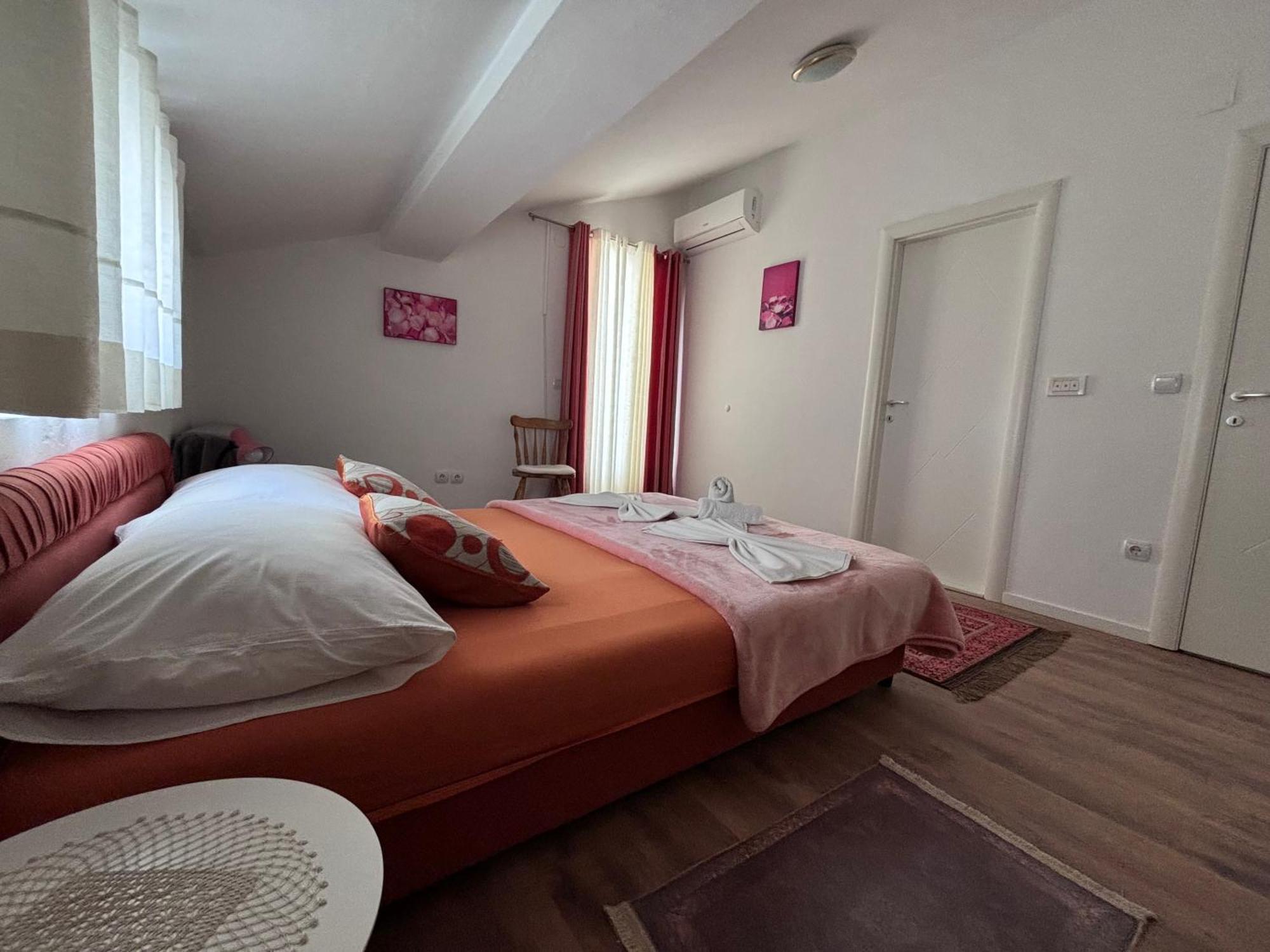 Rooms & App Minka Ядраново Екстериор снимка